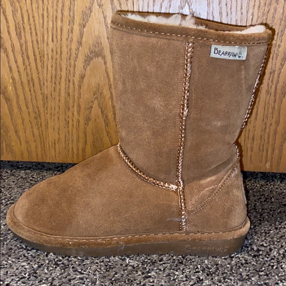 Women’s bare paw boots